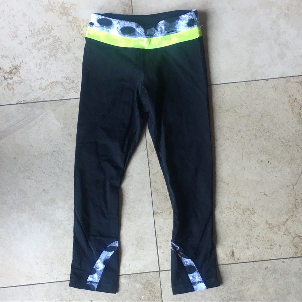 Lululemon athletica inspire crops size 2